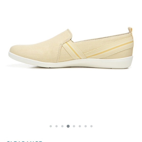 NWT-life stride soft system-9.5-butter yellow-flip on sneaker with active arch - Picture 2 of 12